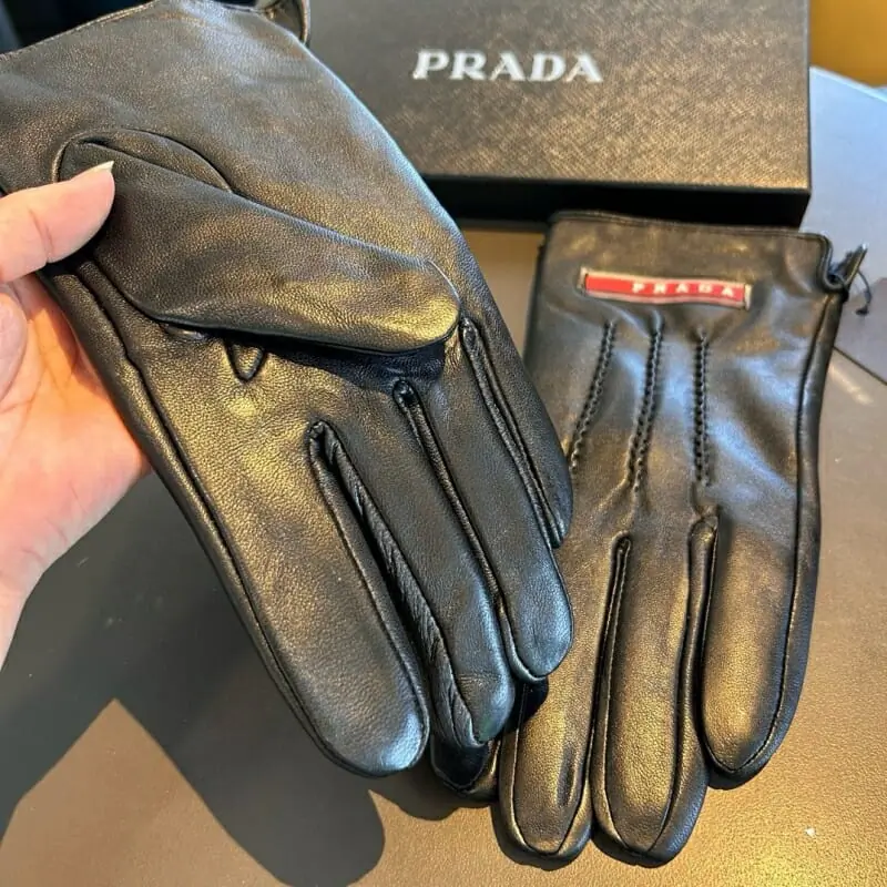 prada gants pour homme s_126a56b3